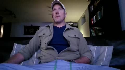 Knight3975 online show from April 6, 2026, 5:19 am