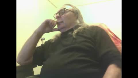 knobout online show from June 11, 2026, 8:12 am