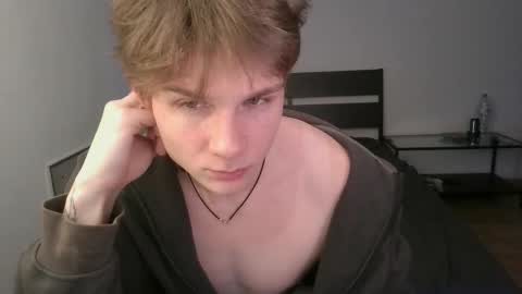 Adam online show from November 21, 2025, 10:19 pm