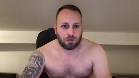 hugo online show from December 1, 2025, 11:54 pm