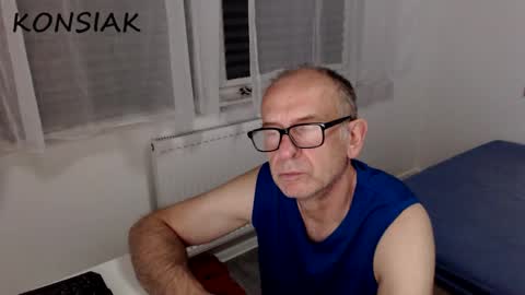 Komsiak online show from September 15, 2025, 8:31 pm