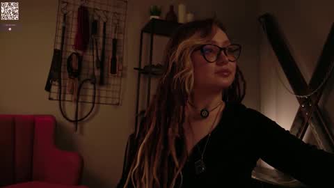 Kora       TG channel  online show from October 3, 2025, 2:03 pm