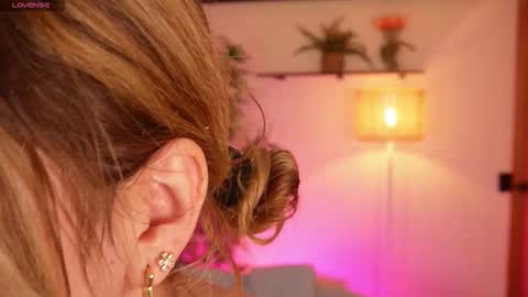 Kore online show from March 22, 2026, 7:39 pm