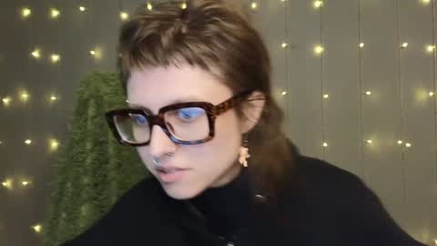 Snapshot of kortny_yo chatting on December 1, 2024, 5:02 pm Kortny online show from December 1, 2024, 5:02 pm