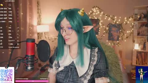 koshkasenpai online show from March 6, 2026, 5:04 am