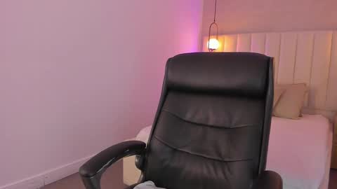 K O S M I C online show from February 9, 2025, 12:08 pm