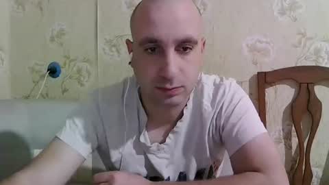 Snapshot of kostua31 chatting on October 24, 2025, 4:03 pm kvg-1994 online show from October 24, 2025, 4:03 pm