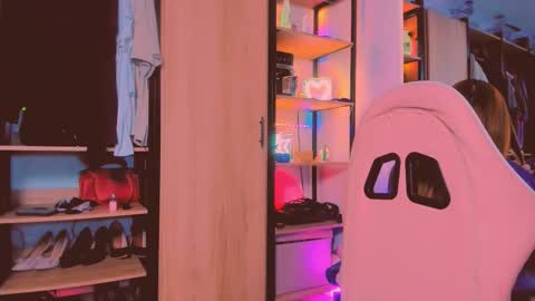 Khloe online show from March 17, 2026, 11:08 pm