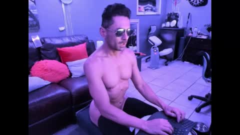 kr2k20005 online show from February 18, 2025, 12:39 pm