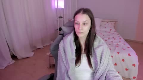 krisdoeil online show from February 24, 2026, 2:20 am