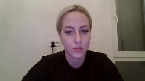 Snapshot of kriss_grace chatting on January 12, 2026, 3:17 pm Grace online show from January 12, 2026, 3:17 pm