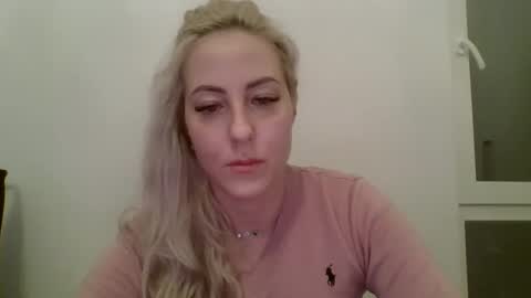 Snapshot of kriss_grace chatting on February 23, 2026, 7:44 pm Grace online show from February 23, 2026, 7:44 pm