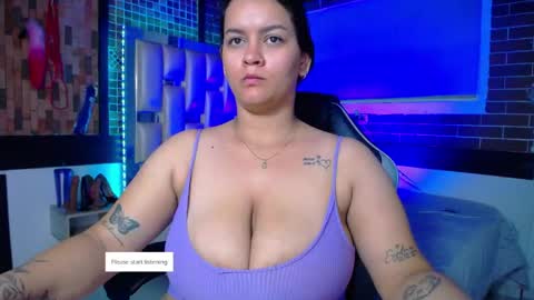 Snapshot of kriss_sweetboobs chatting on April 21, 2026, 12:44 pm kriss_sweetboobs online show from April 21, 2026, 12:44 pm