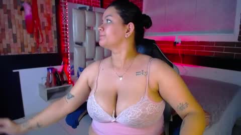 Snapshot of kriss_sweetboobs chatting on April 29, 2026, 12:53 pm kriss_sweetboobs online show from April 29, 2026, 12:53 pm