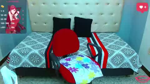 krissone online show from February 22, 2025, 5:46 pm