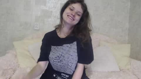 krissvoss online show from September 16, 2025, 7:26 pm