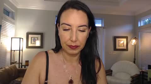 Krissy online show from December 11, 2024, 12:02 pm