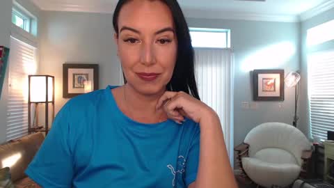 Krissy online show from January 5, 2025, 1:47 pm