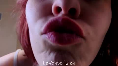 Sarah online show from April 10, 2026, 1:22 am