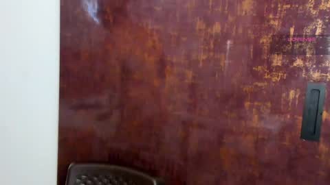 Snapshot of kristal_blond chatting on December 24, 2024, 10:11 am   online show from December 24, 2024, 10:11 am