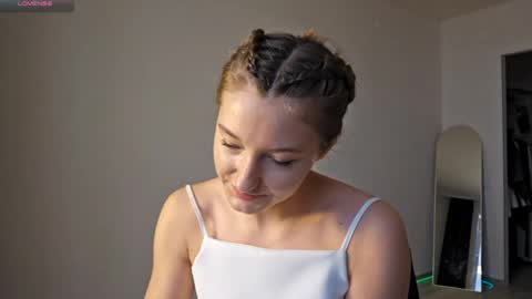 kristandaty online show from March 2, 2026, 10:33 am