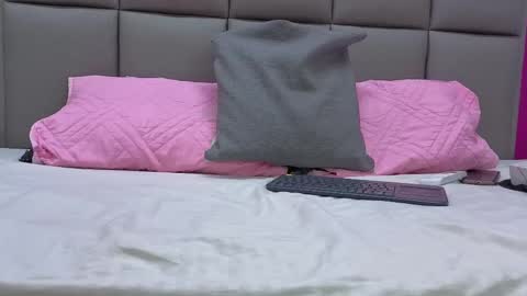 Snapshot of kristaritter chatting on February 28, 2026, 10:55 pm Krista Ritter online show from February 28, 2026, 10:55 pm