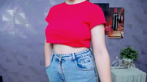 Kristen online show from November 25, 2025, 8:36 am