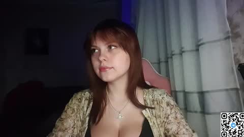 Snapshot of kristibloom chatting on September 12, 2025, 6:08 pm Christie online show from September 12, 2025, 6:08 pm