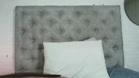 Kristin online show from November 18, 2025, 12:31 pm