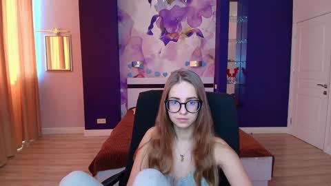 Snapshot of kristina_adel chatting on January 20, 2025, 10:51 am Kristina Adel online show from January 20, 2025, 10:51 am