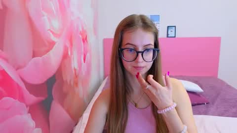 Kristina Adel online show from March 13, 2026, 7:37 am