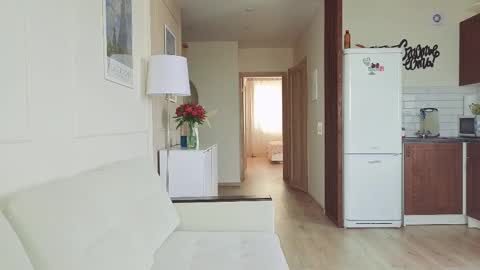 Kristi online show from October 13, 2025, 5:07 am