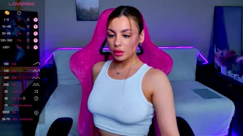 kristy_dolly online show from January 7, 2026, 5:21 am