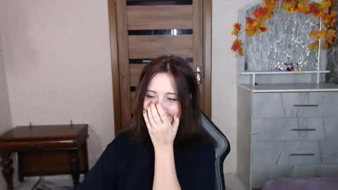 Kristy online show from October 16, 2025, 8:43 pm