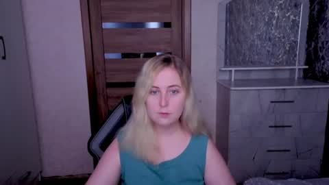 Kristy online show from June 29, 2026, 5:03 am