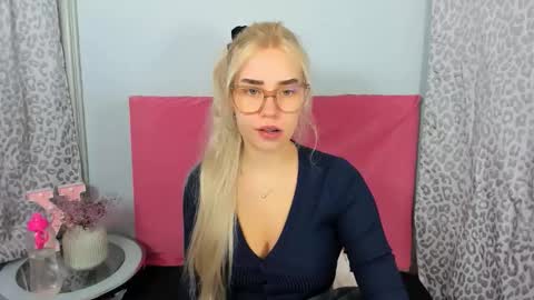 KristyFlowers online show from January 11, 2026, 6:07 am