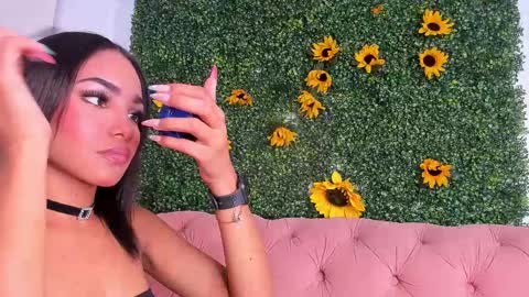 Snapshot of kristyl_paez chatting on March 8, 2025, 11:28 pm Cristina online show from March 8, 2025, 11:28 pm
