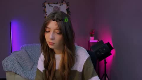 Snapshot of kristylovee chatting on October 7, 2025, 9:28 am Kristy online show from October 7, 2025, 9:28 am