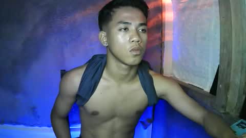 Snapshot of kritthanarkorn chatting on October 1, 2025, 1:06 pm kritthanarkorn online show from October 1, 2025, 1:06 pm