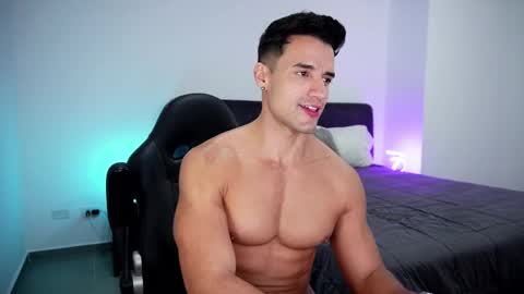 Snapshot of krops_ chatting on February 8, 2025, 3:10 pm KROPS online show from February 8, 2025, 3:10 pm