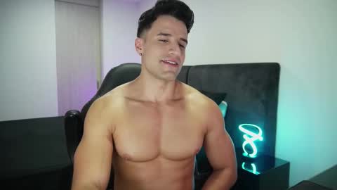 Snapshot of krops_ chatting on September 28, 2025, 6:19 am KROPS online show from September 28, 2025, 6:19 am