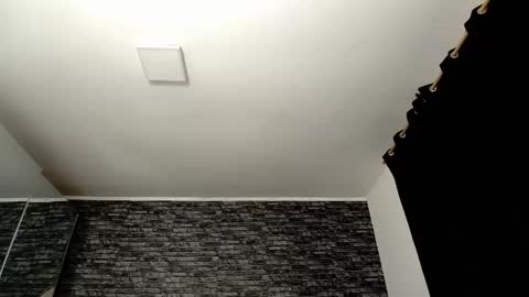 Snapshot of krystal_desire chatting on March 11, 2025, 12:39 pm krystal desire online show from March 11, 2025, 12:39 pm