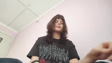 Snapshot of krystasoman chatting on February 2, 2026, 9:08 am Alla online show from February 2, 2026, 9:08 am