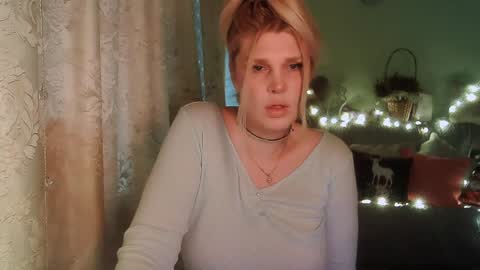 Snapshot of kudesnizza chatting on January 13, 2025, 10:58 am Annika MTF ts post -op online show from January 13, 2025, 10:58 am