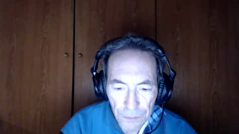 Snapshot of kunegis chatting on December 8, 2024, 6:33 am ImetandfellinloveKuanyim online show from December 8, 2024, 6:33 am