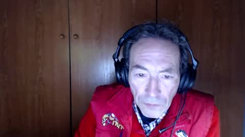 Snapshot of kunegis chatting on February 6, 2025, 9:06 pm ImetandfellinloveKuanyim online show from February 6, 2025, 9:06 pm
