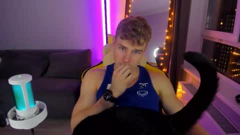 Snapshot of kurt_hanssen chatting on October 25, 2025, 7:52 pm kurt_hanssen online show from October 25, 2025, 7:52 pm