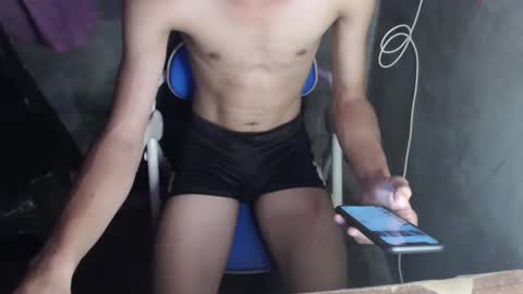 Snapshot of kurtxxx07 chatting on February 19, 2025, 3:39 am kurtxxx07 online show from February 19, 2025, 3:39 am