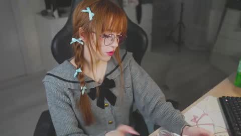 Kveilynn online show from March 4, 2025, 7:43 pm