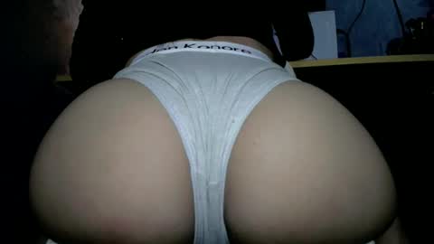 Snapshot of kylafuckme chatting on June 19, 2026, 5:34 am kylafuckme online show from June 19, 2026, 5:34 am